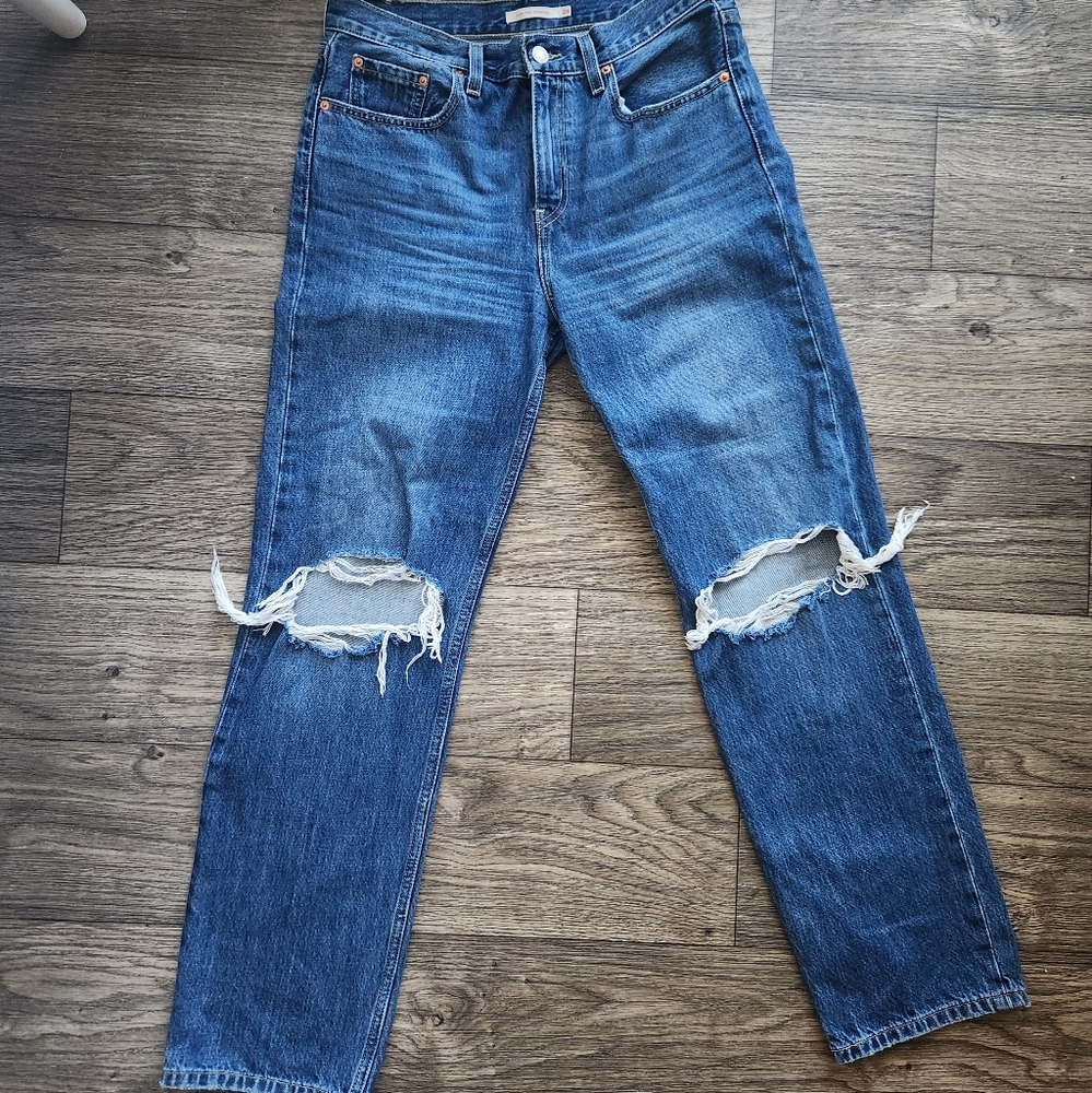Levi's Low Pro Straight Distressed Jeans Size 28